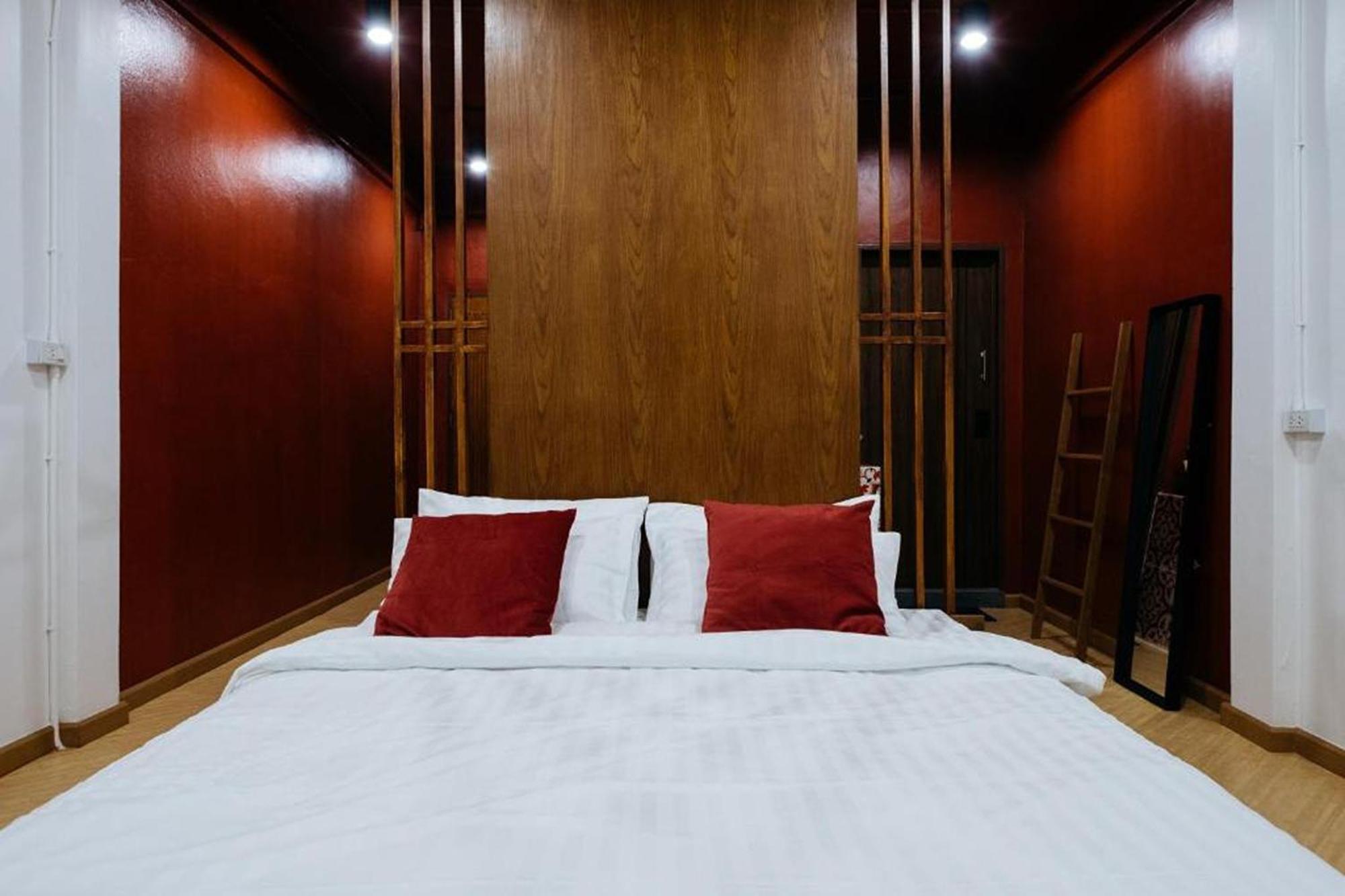 Wander Wonder 八ww Bed & Breakfast Bangkok Luaran gambar