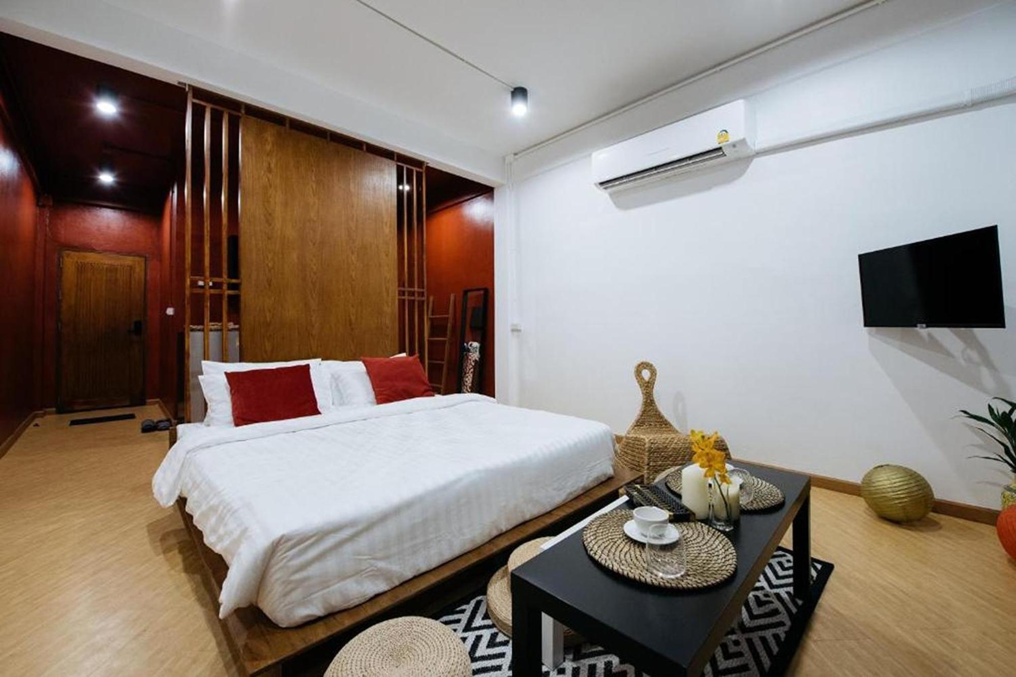 Wander Wonder 八ww Bed & Breakfast Bangkok Luaran gambar
